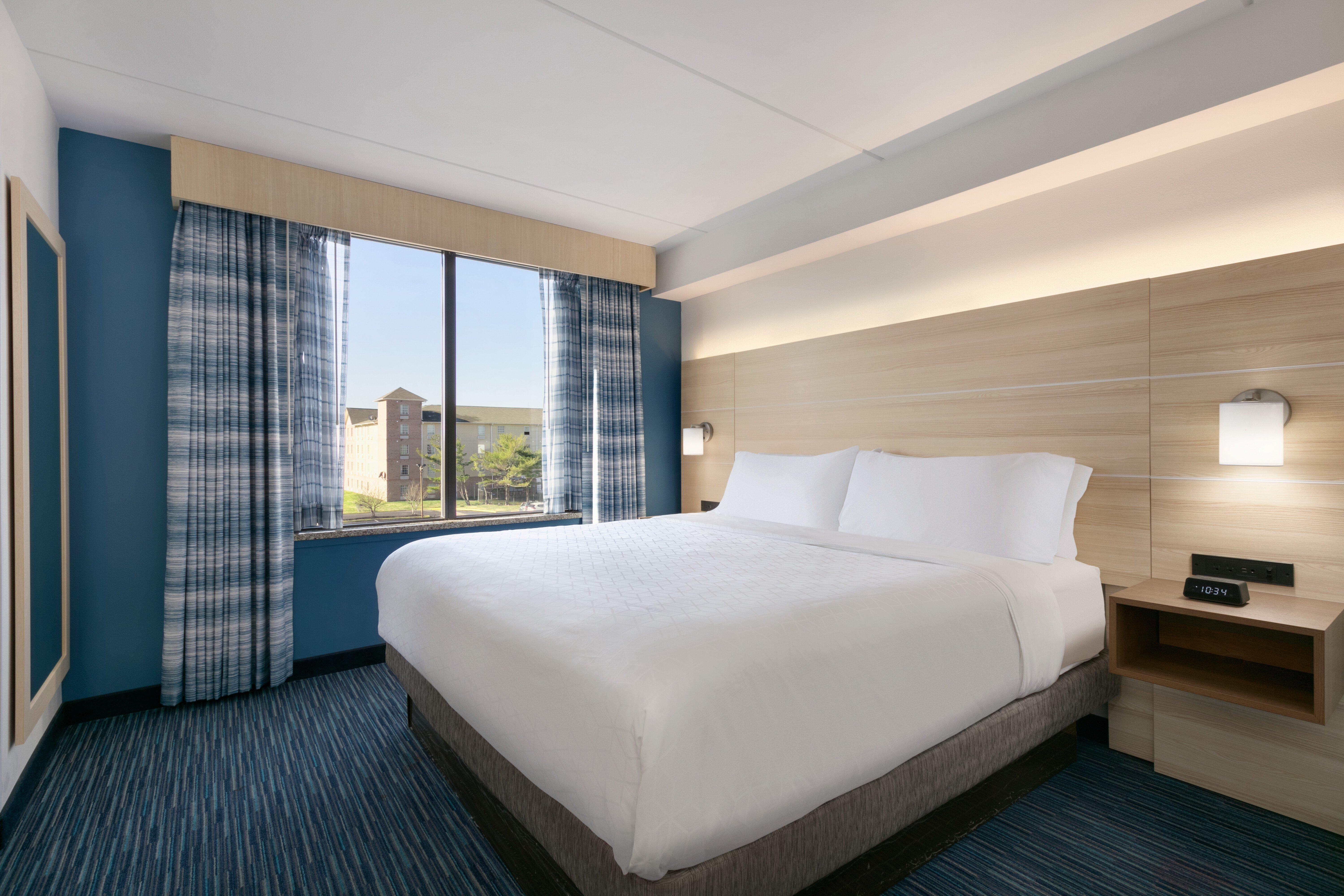 Holiday Inn Express Hotel & Suites Norfolk Airport By Ihg Esterno foto