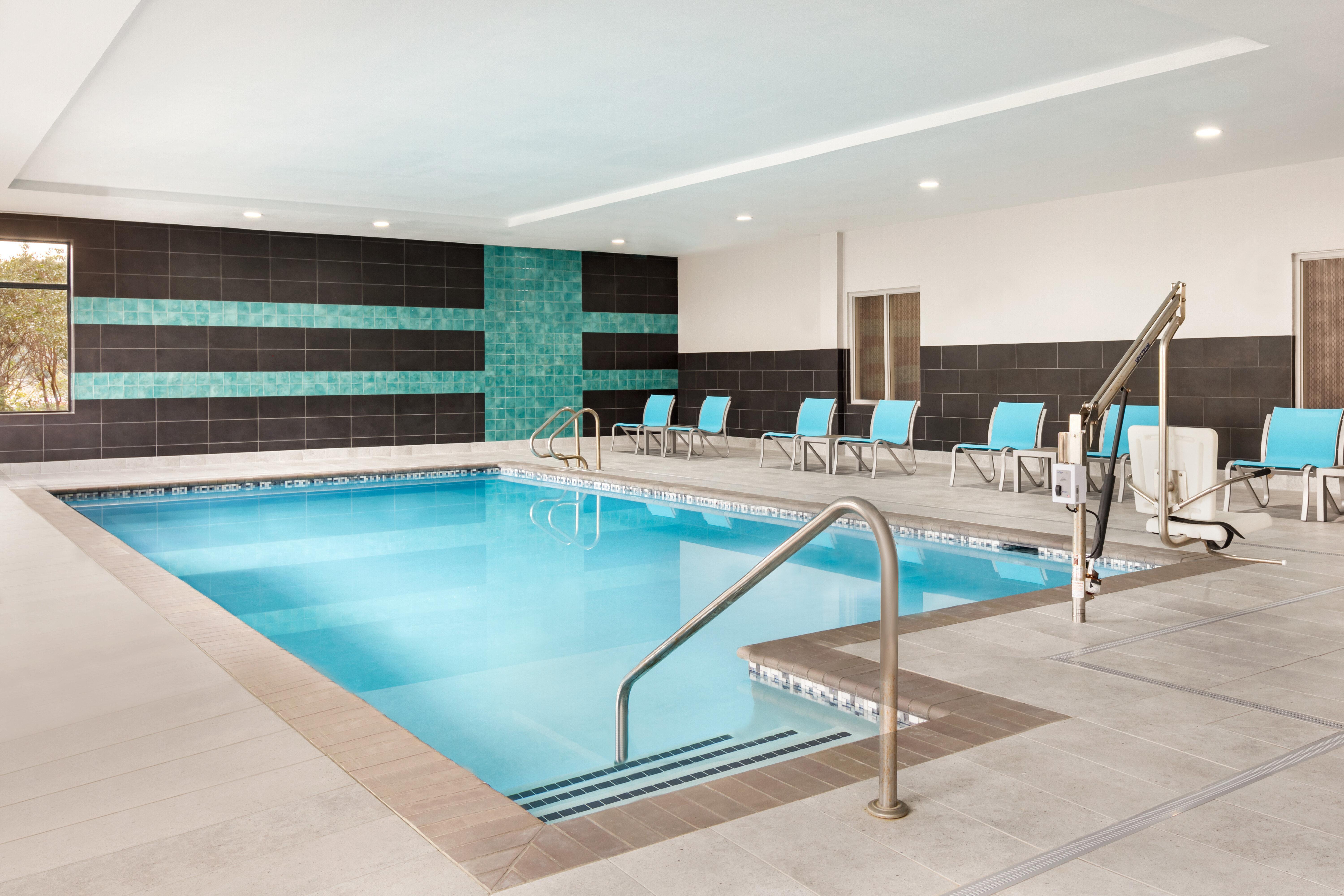 Holiday Inn Express Hotel & Suites Norfolk Airport By Ihg Esterno foto