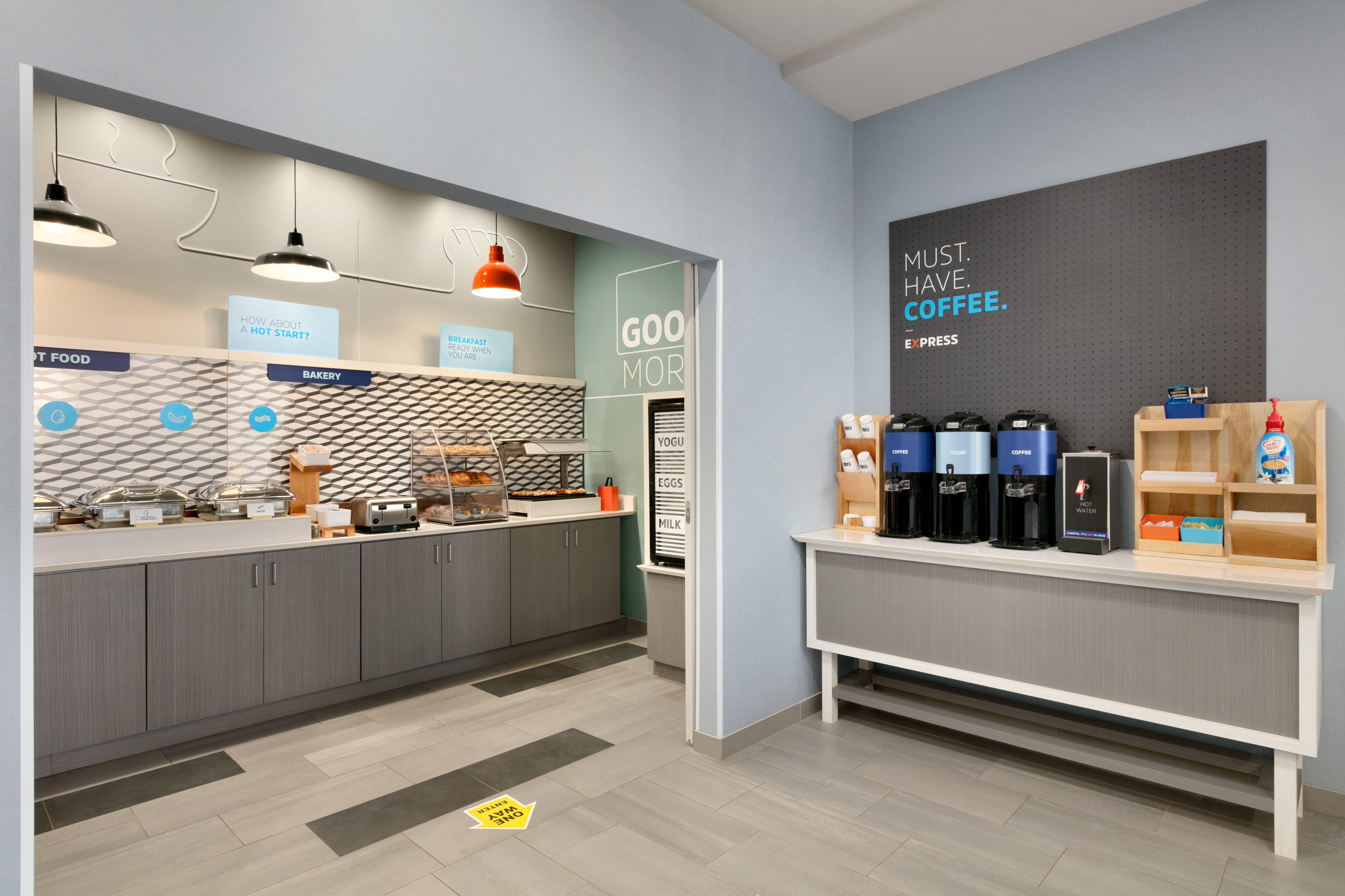 Holiday Inn Express Hotel & Suites Norfolk Airport By Ihg Esterno foto