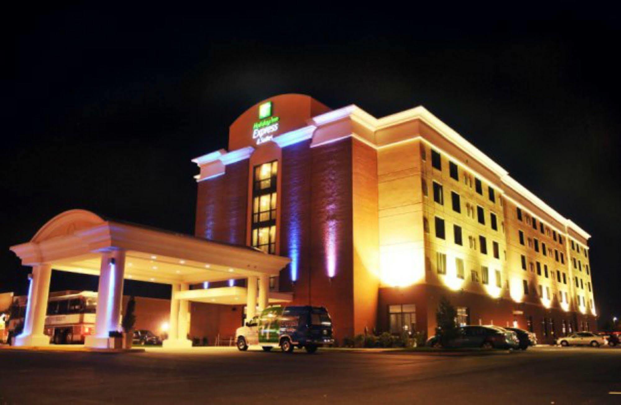 Holiday Inn Express Hotel & Suites Norfolk Airport By Ihg Esterno foto